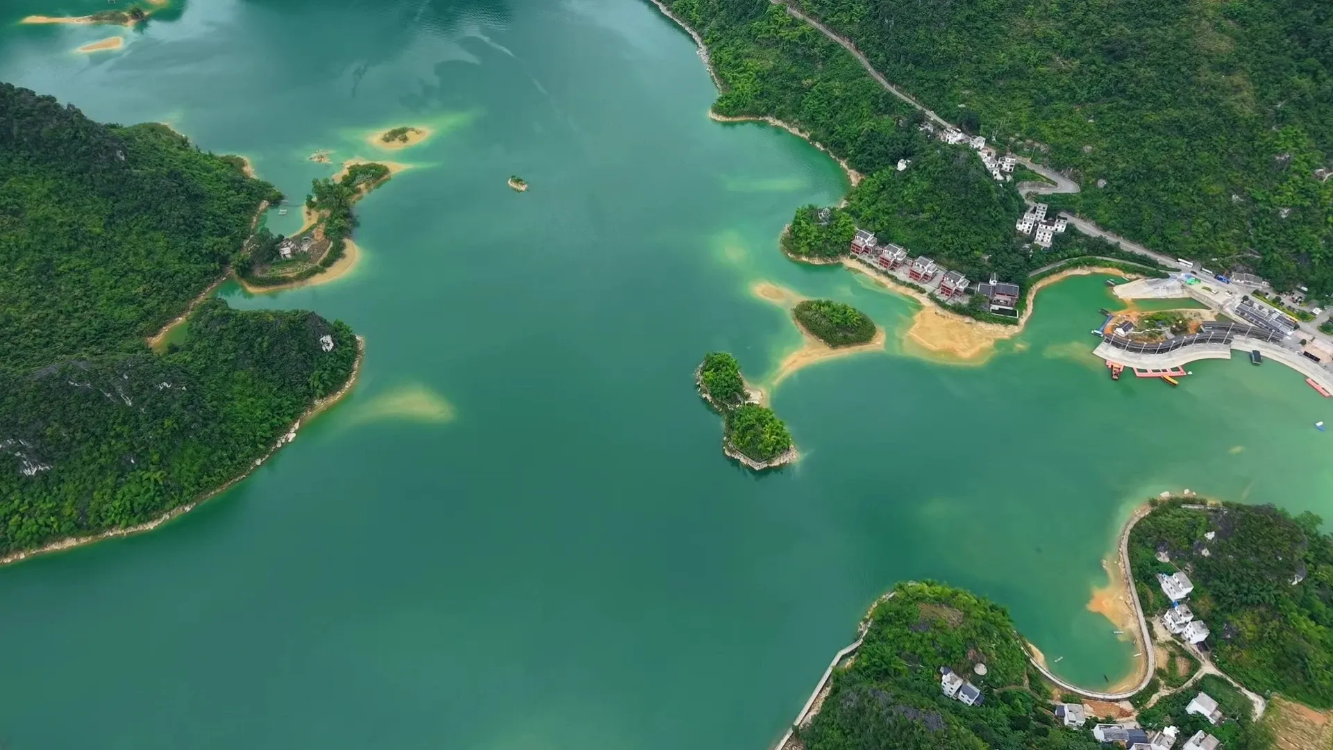 浩坤湖航拍视角景色 (34)