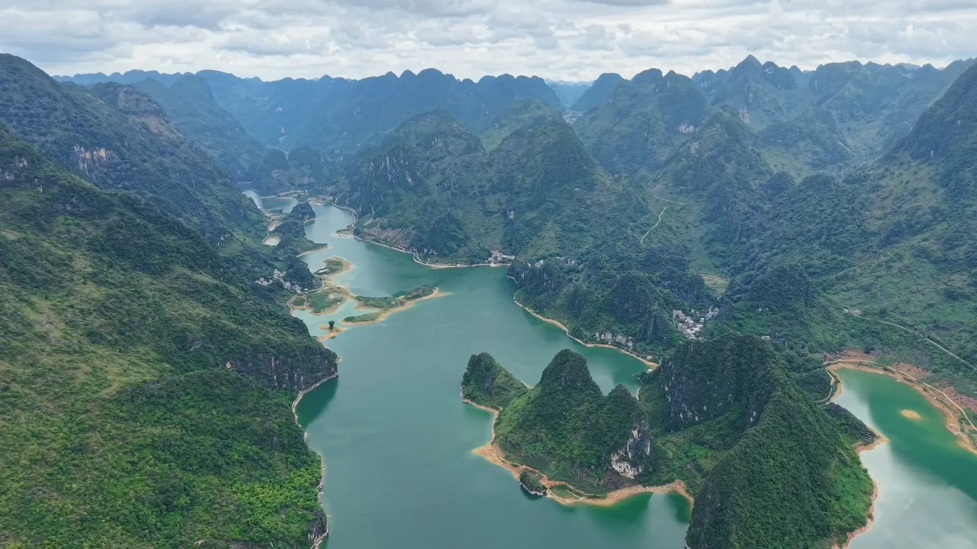 浩坤湖航拍视角景色 (33)